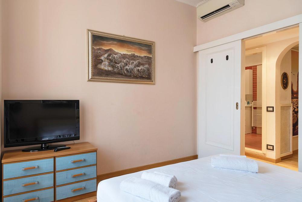 Tiberina Apartments - Rome Trastevere Buitenkant foto