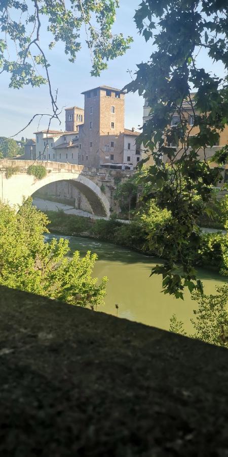 Tiberina Apartments - Rome Trastevere Buitenkant foto