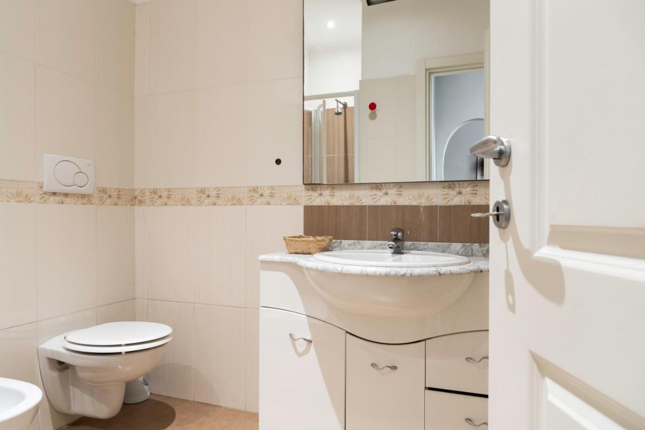 Tiberina Apartments - Rome Trastevere Buitenkant foto